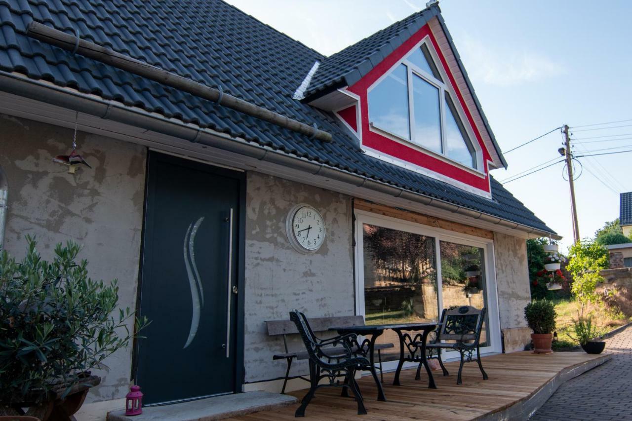 Ferienhaus Goermer Mit Wasserbett Schmolln  Екстер'єр фото